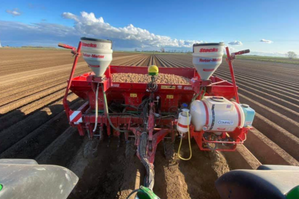Rotor Meter being used as an applicator on a root crop machine