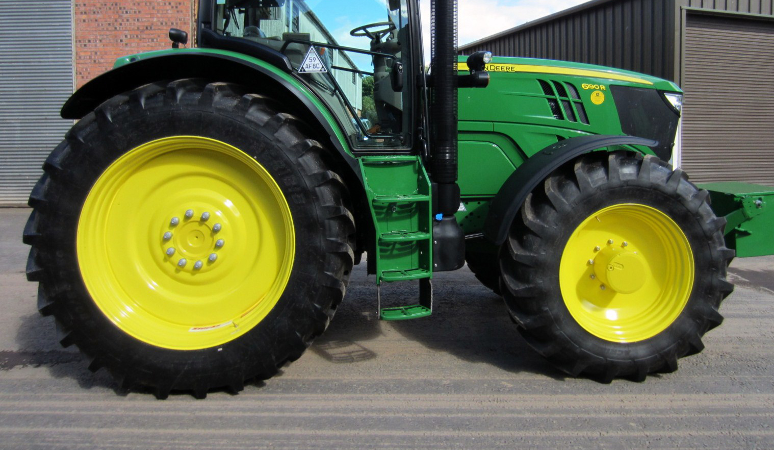 Fixed Centre Formed Disc Wheels on a John Deere